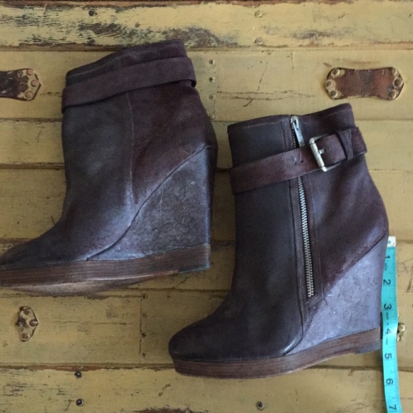 KORS MICHAEL KORS DISTRESSED LEATHER WEDGE BOOTIE BOOT WOMENS SIZE 8.5 M - Picture 2 of 6